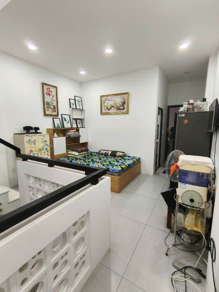 TÂN PHÚ - PHƯỜNG SƠN KỲ - 3 TẦNG BTCT - 77M2 - NT ĐẸP, HOÀN CÔNG ĐỦ.
