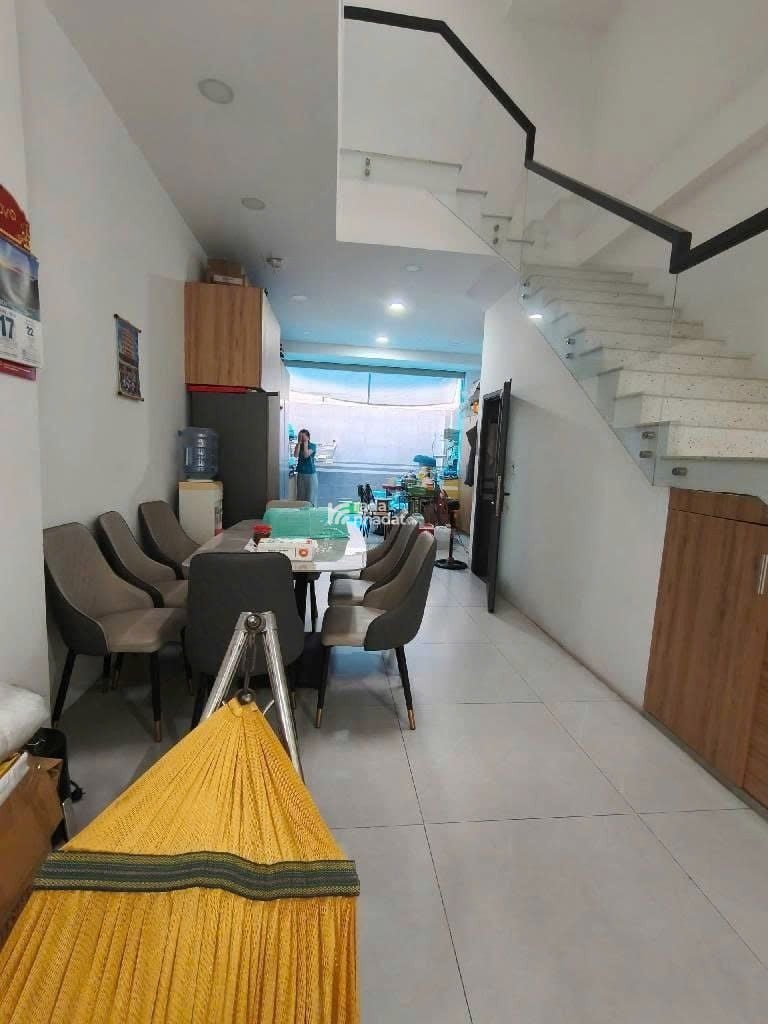 Bán nhà đẹp 4 tầng Đô Đốc Chấn, Sơn Kỳ , Tân Phú chỉ 5.9 tỷ