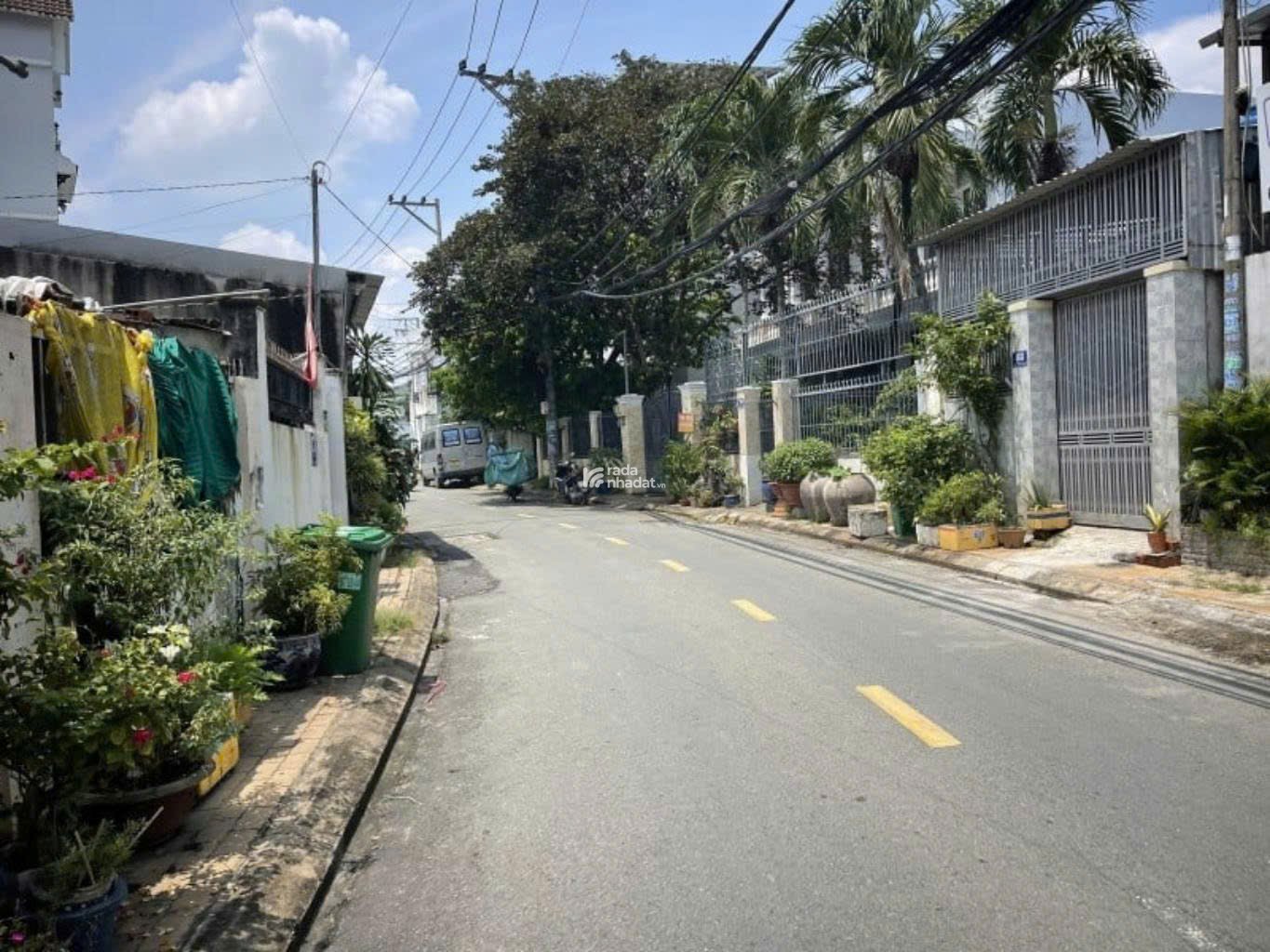 Bán căn trọ diện tích khủng 200m2, cho thuê 20triệu/tháng ngay Đông Tăng Long Q9 giảm chỉ còn 9.5tỷ