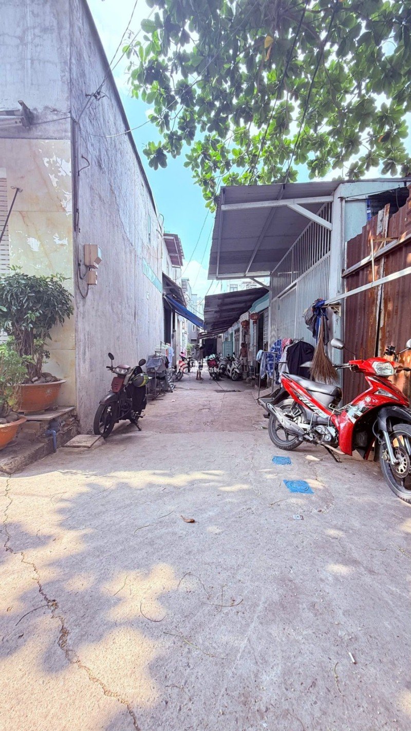 HÀNG HIẾM - NHÀ C4 70M2 - TÂN THỚI HIỆP Q12 GIÁP GÒ VẤP - NHỈNH 1 TY