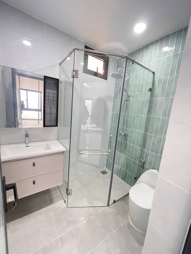 HẺM XE TẢI 8M TRUNG TÂM TÂN PHÚ - KẾ QUẬN 11 - 100M2 - 3 TẦNG NHÀ MỚI Ở NGAY - NHÀ ĐẸP 10 TỶ 400