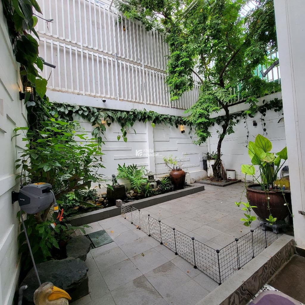 RESORT NGHĨ DƯỠNG - KHU BIỆT THỰ KIỀU ĐÀM- TRẦN XUÂN SOẠN- Q.7-DT:200M2 - 26 TỶ