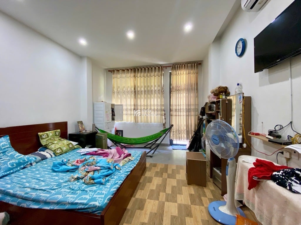 NHÀ 4 TẦNG ĐƯỜNG NGUYỄN THẾ TRUYỆN - KHU TÂN SƠN NHÌ - TÂN PHÚ - 4X15 - 4PN - HẺM XE HƠI