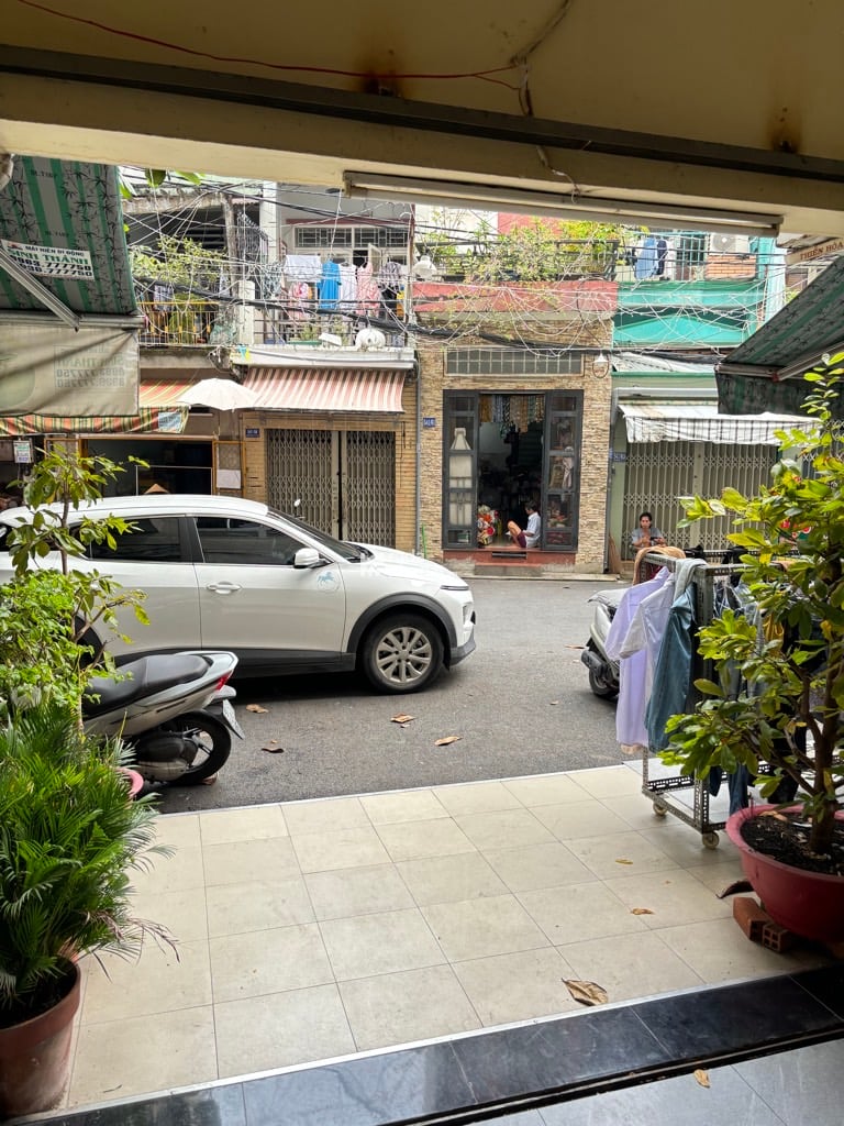 HẺM XE HƠI VIP. CC ĐẶNG VĂN NGỮ, PHÚ NHUẬN, 4 TẦNG TIỆN CẢI TẠO. GIẢM 200TR CHỈ 3.2T TL 