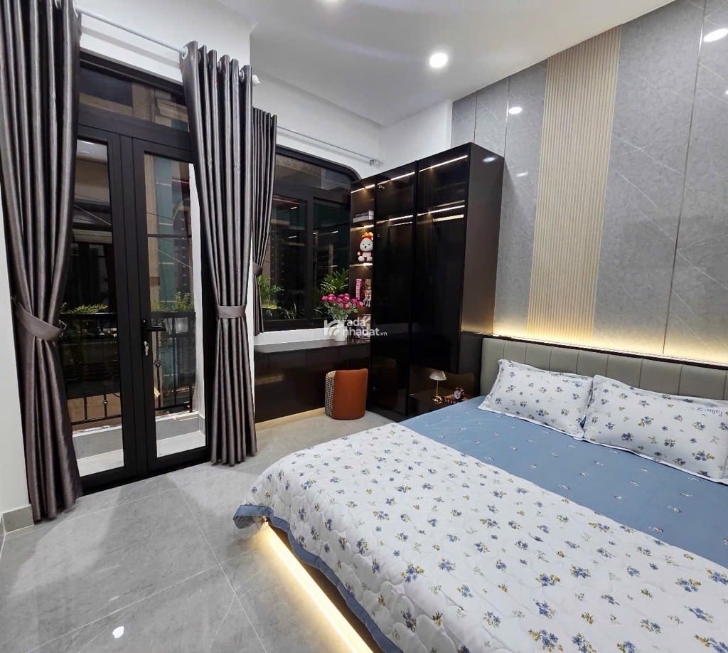 BÁN NHÀ MỚI ĐẸP – PHAN HUY ÍCH, P15, TÂN BÌNH