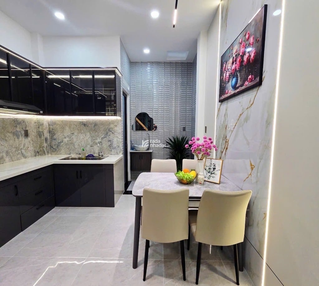 BÁN NHÀ MỚI ĐẸP – PHAN HUY ÍCH, P15, TÂN BÌNH