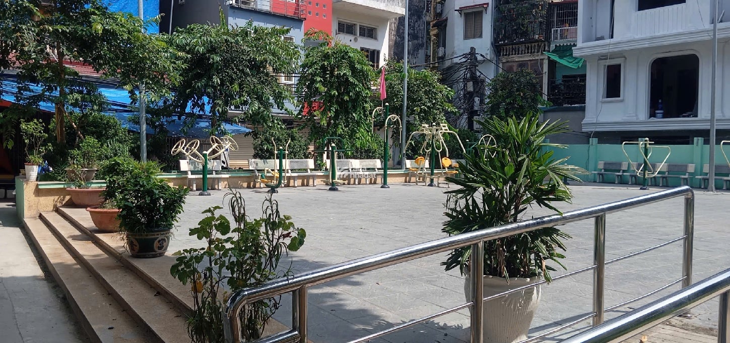 LÕI BA ĐÌNH - 5 TẦNG NHÀ MỚI - SÁT PHỐ - FULL NỘI THẤT CAO CẤP - 46M2 - HƠN 10 TỶ