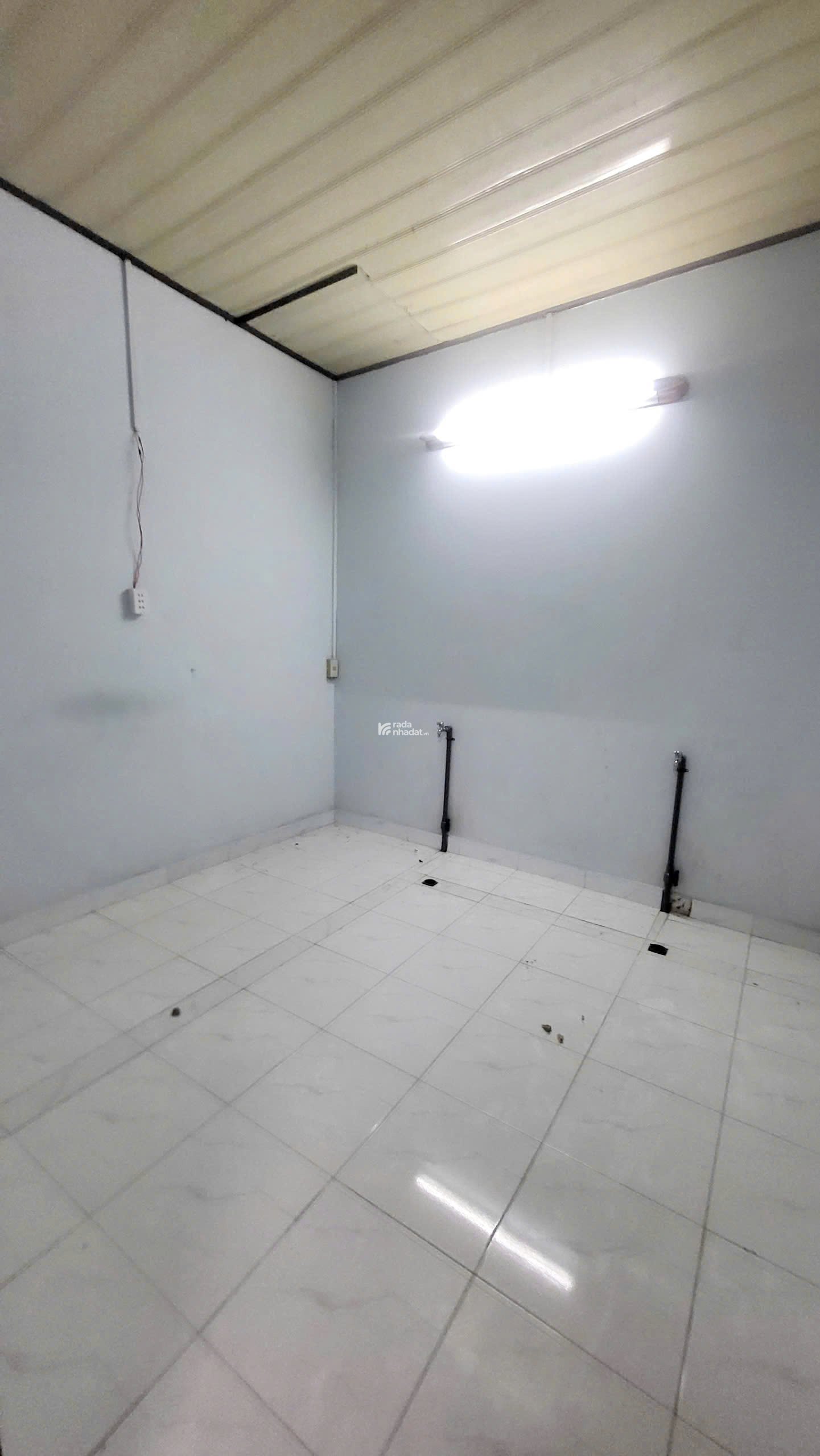 BÁN NHÀ HẺM DT LỚN CÓ DÒNG TIỀN HUỲNH TẤN PHÁT QUẬN 7