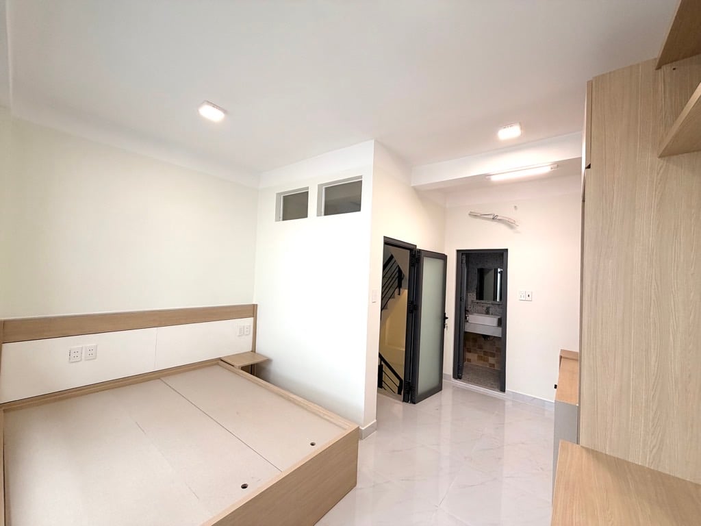 SIÊU PHẨM, SÁT MT NGUYỄN XÍ, BÌNH THẠNH, 50M2 NGANG XÂY MỚI Ở NGAY. GIẢM 650TR CHỈ 7.8T TL 