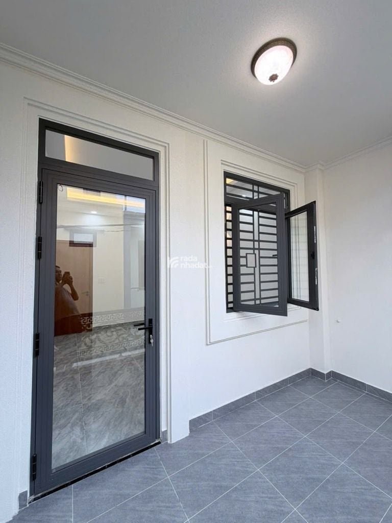 ĐÓN TẾT - NHÀ 2 TẦNG MỚI ĐẸP - 56M2 - SÁT MT - 3PN - VƯỜN LÀI - TÂN PHÚ - GIÁ 6.XX TỶ