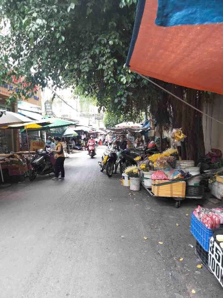 Bán nhà Tân Phú đường Bờ Bao Tân Thắng, 4x17 Cach AEON Tân Phú 300M 2 mặt tiền, tặng FULL nội thất.