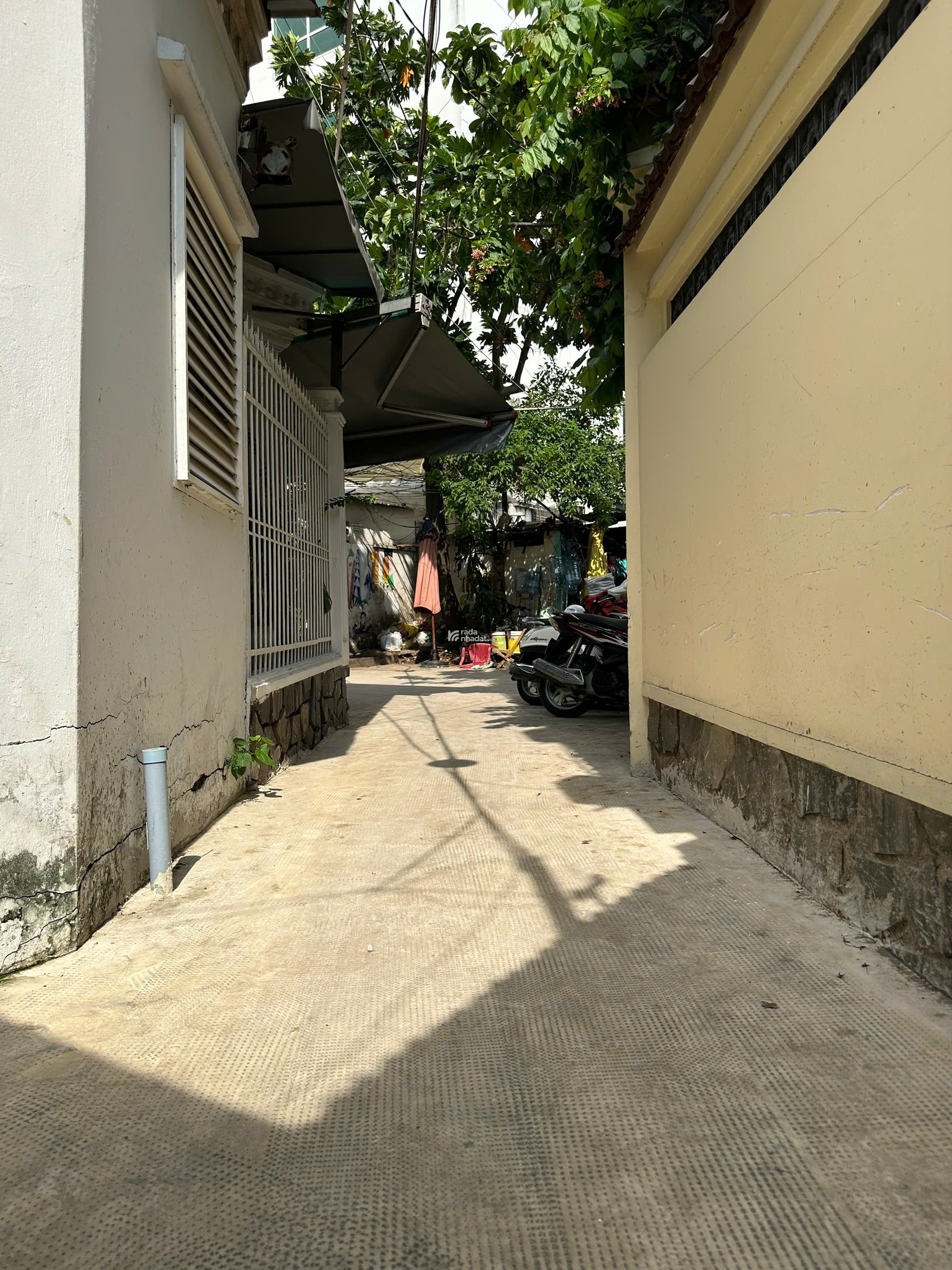 BÁN NHÀ DIỆN TÍCH KHỦNG 126.2m2 - Nguyễn Thị Minh Khai Q1 - 18 tỷ 