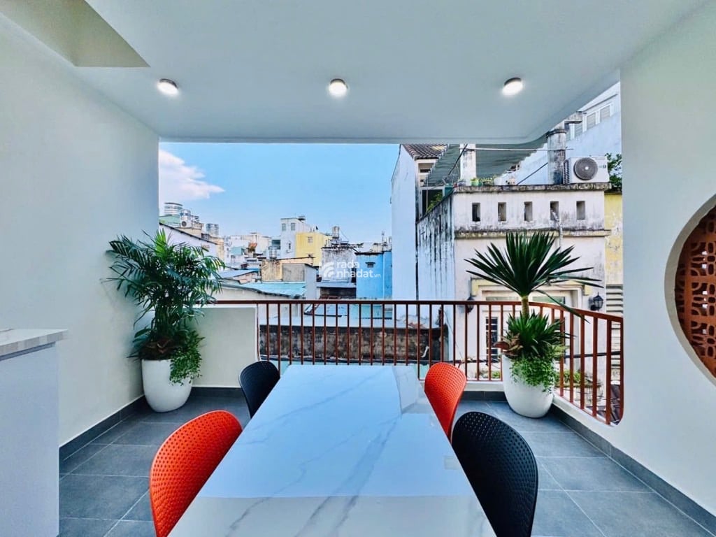 SÁT VÁCH QUẬN 1, PHAN VĂN HÂN, BÌNH THẠNH, 34M2 Ở NGAY. GIẢM 350TR CHỈ CÒN 6.68T TL 