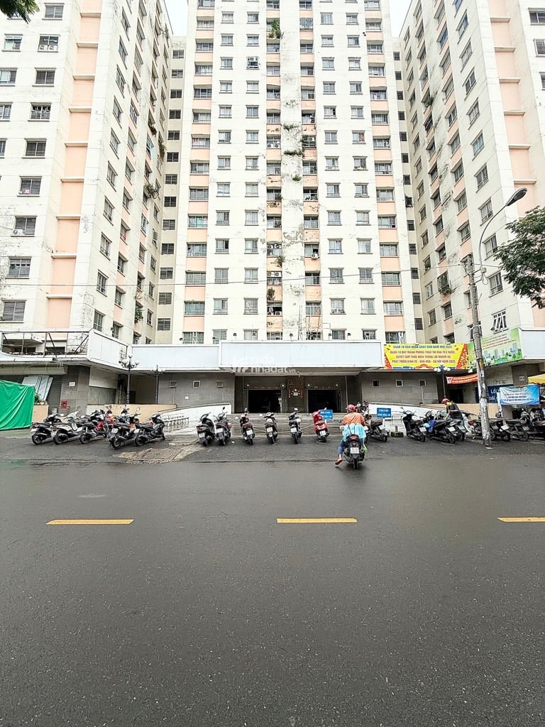 Bán căn 2PN cao ốc B chung cư Ngô Gia Tự 