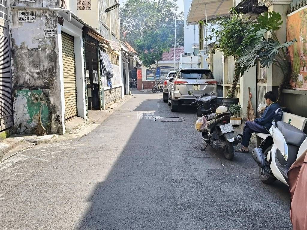 Bán nhà Đặng Văn Ngữ P10 Phú Nhuận - 85m2 - gpxd 7 tầng 