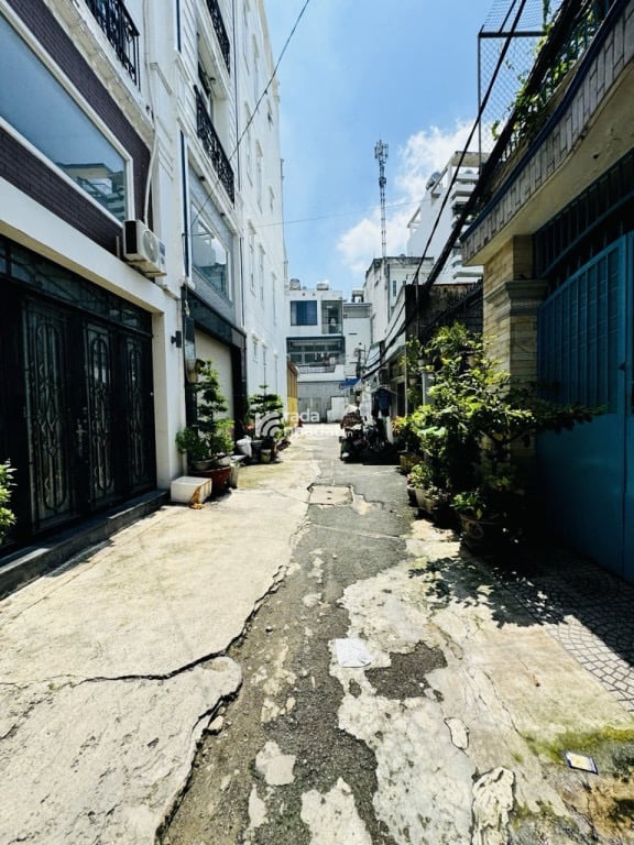 CHÍNH CHỦ GỬI BÁN 2 CĂN TRỌ liền kề 12x20M hẻm 222 Bùi Đình Túy thông qua Chu Văn An-GIÁ 13 TỶ TL