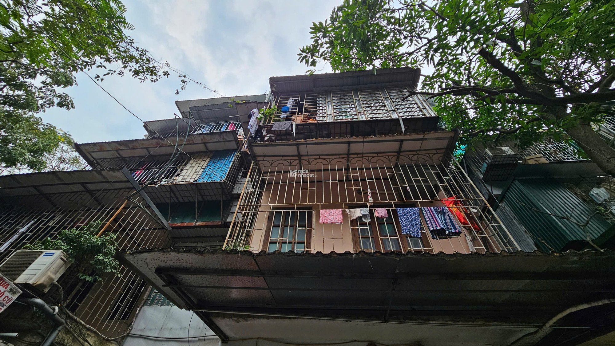 CHÍNH CHỦ GỬI BÁN 2 CĂN TRỌ liền kề 12x20M hẻm 222 Bùi Đình Túy thông qua Chu Văn An-GIÁ 13 TỶ TL