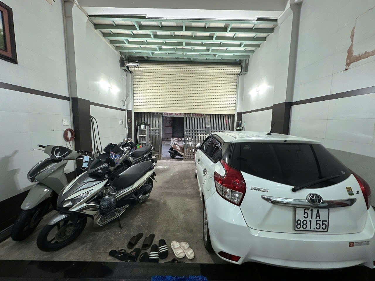 Bán nhà 4 tầng BTCT hẻm 8m Cộng Hòa ngang 5m 100m2 có gara sát bên ga T3 chỉ 23 tỷ.