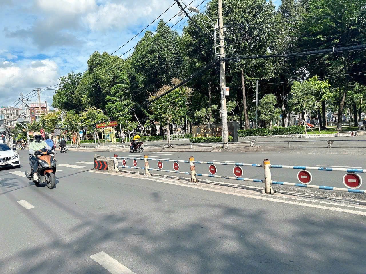 NGỘP BANK gấp bán nhà hẻm 102 Lê Văn Thọ 79m2 nở hậu 5.7m 4 lầu sát CV Làng Hoa chỉ 9 tỷ. 