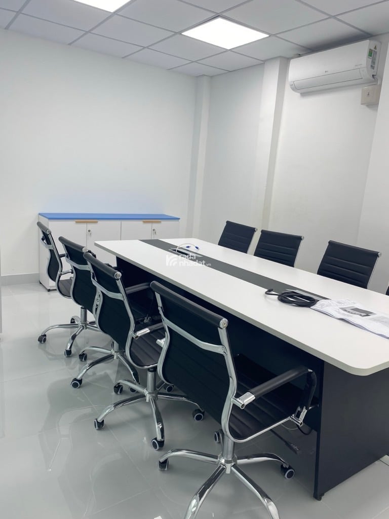 HẺM XE HƠI UNG VĂN KHIÊM, BÌNH THẠNH, 130M2 CÓ DÒNG TIỀN. GIẢM 350TR CHỈ CÒN 20.6T TL 