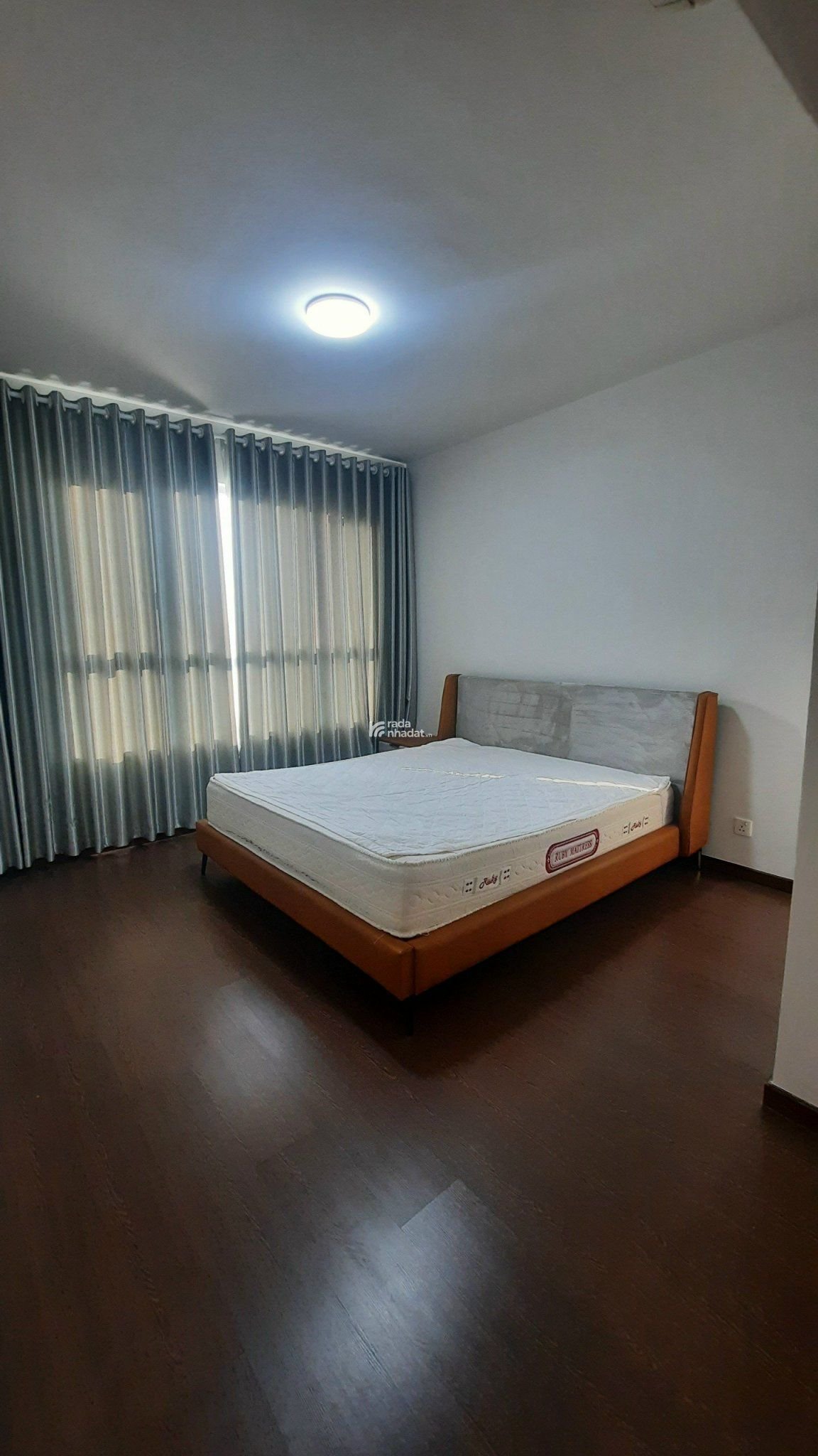 Bán căn hộ Vista Verde - 2PN/ diện tích lớn: 105m2 - đặc biệt có sổ hồng riêng