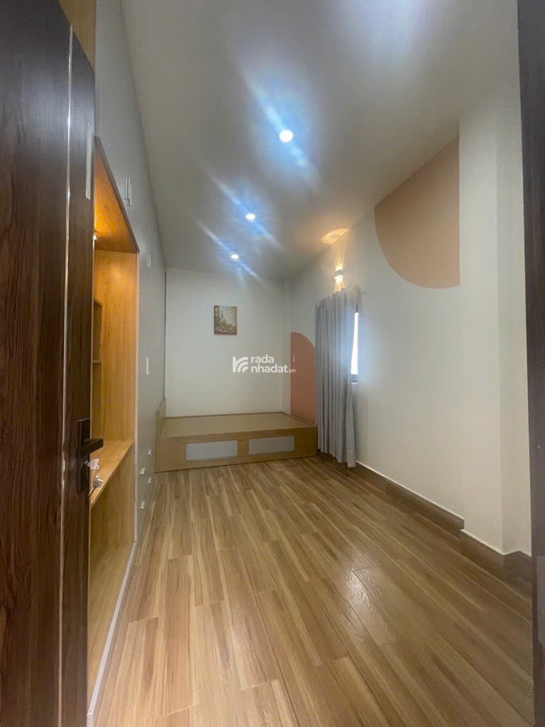 Nhà Mới Hẻm Xe Tải Lý Thánh Tông, 80m2, Ngang 5.2m, Chỉ 7.65 Tỷ TL, Về Là Ở Ngay