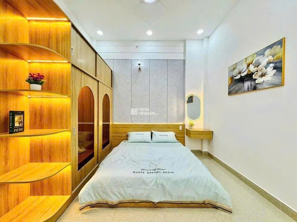 Căn nhà mới siêu đẹp gần sân bay - Đ. Nguyễn Văn Công, Gò Vấp. DT: 65m2 / 3 Tỷ 390 tr. SHR