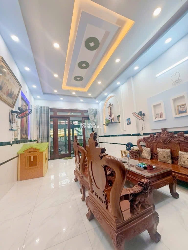 Bán Nhà Tân Kỳ Tân Quý - Ngang 5m - 100m2 - 3 Tầng - An Ninh - Giáp nhiều trung tâm - Chỉ 7.8 Tỷ 