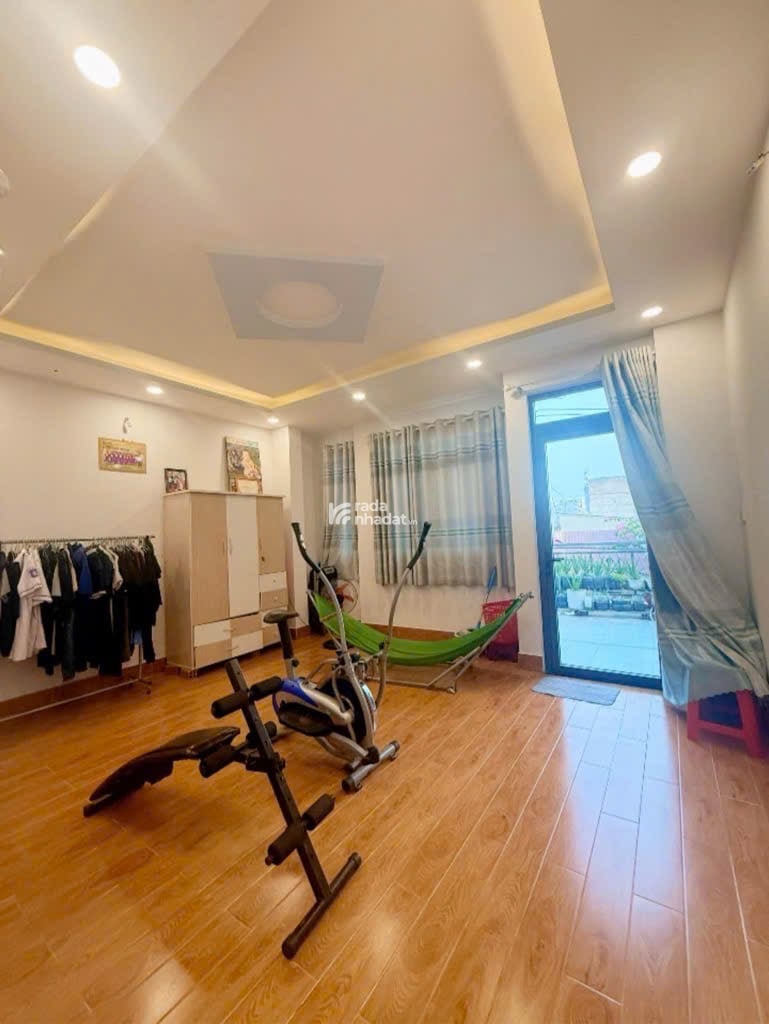 Bán Nhà Tân Kỳ Tân Quý - Ngang 5m - 100m2 - 3 Tầng - An Ninh - Giáp nhiều trung tâm - Chỉ 7.8 Tỷ 