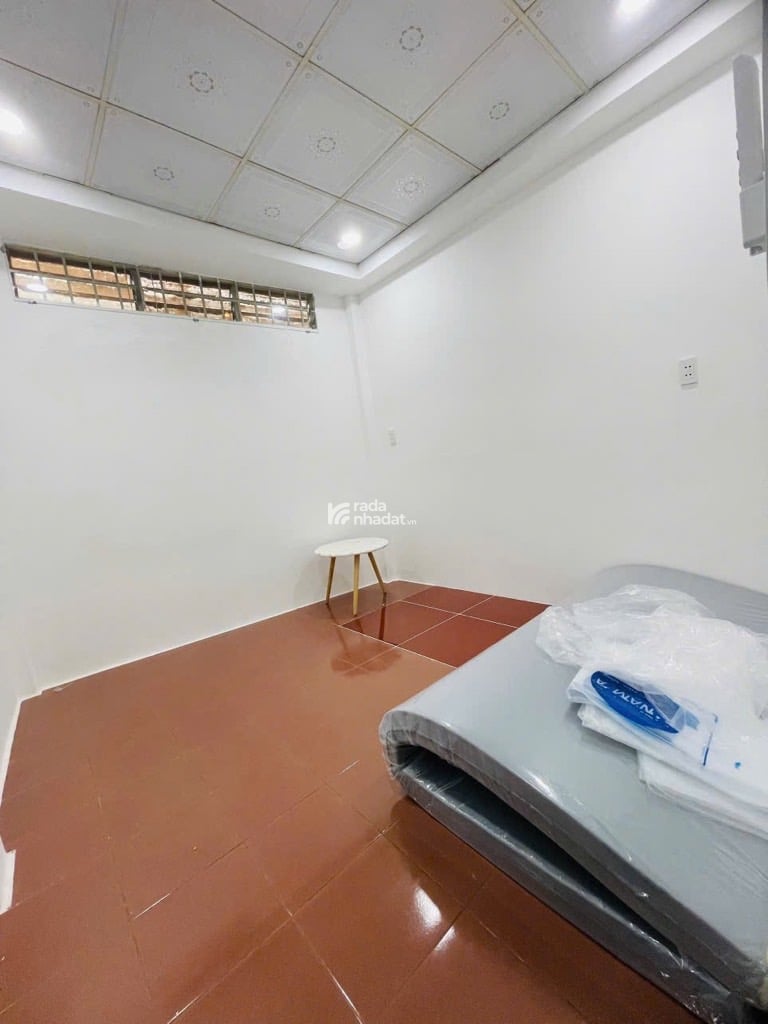 TRUNG TÂM PHÚ NHUẬN - 2 TẦNG - HẺM THÔNG Ô TÔ - DÂN TRÍ CAO, AN NINH - GIÁP QUẬN 3