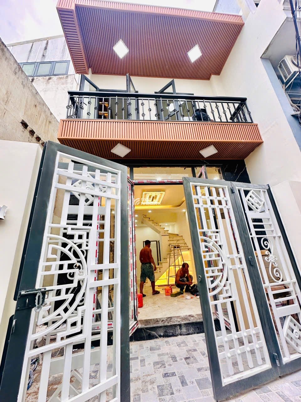 Nhà mới cực đẹp - 1 trệt 1 lầu - 3PN, Khu dân trí cao - Trung Tâm  Quận 7 -  5 Tỷ 99O 