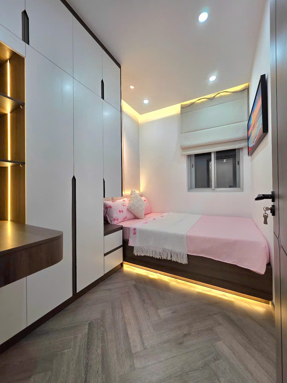 Bán nhanh căn hộ Sky garden 1, PMH, Q7, căn góc, 89m2, 3PN giá chỉ 6,9 tỷ 