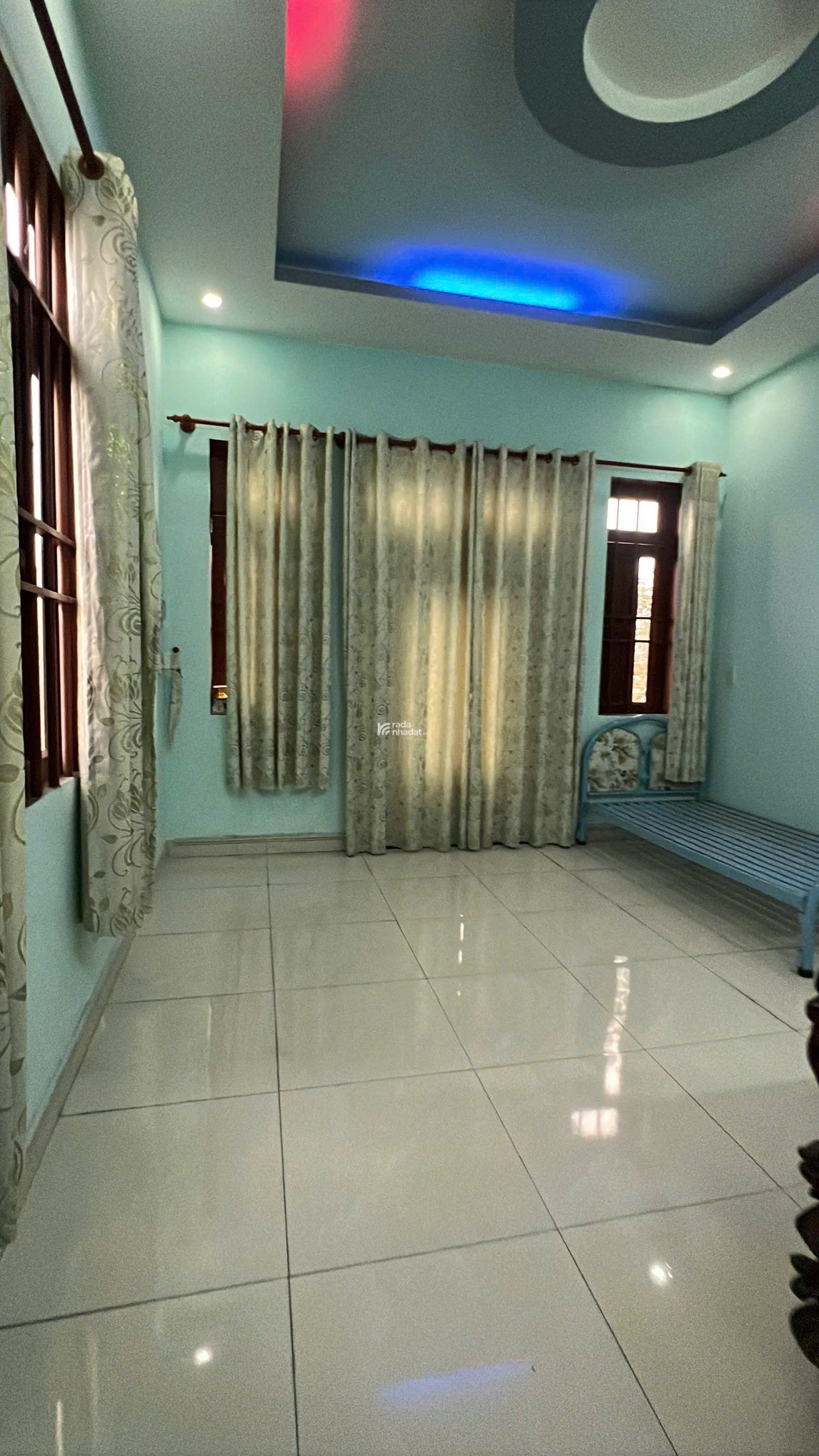 MẶT TIỀN NGUYỄN THỊ CHẠY 150M2 – NHÀ MỚI TINH – SÂN ĐỖ Ô TÔ – KÈM 5 PHÒNG TRỌ DÒNG TIỀN CHỈ 42TR/M2