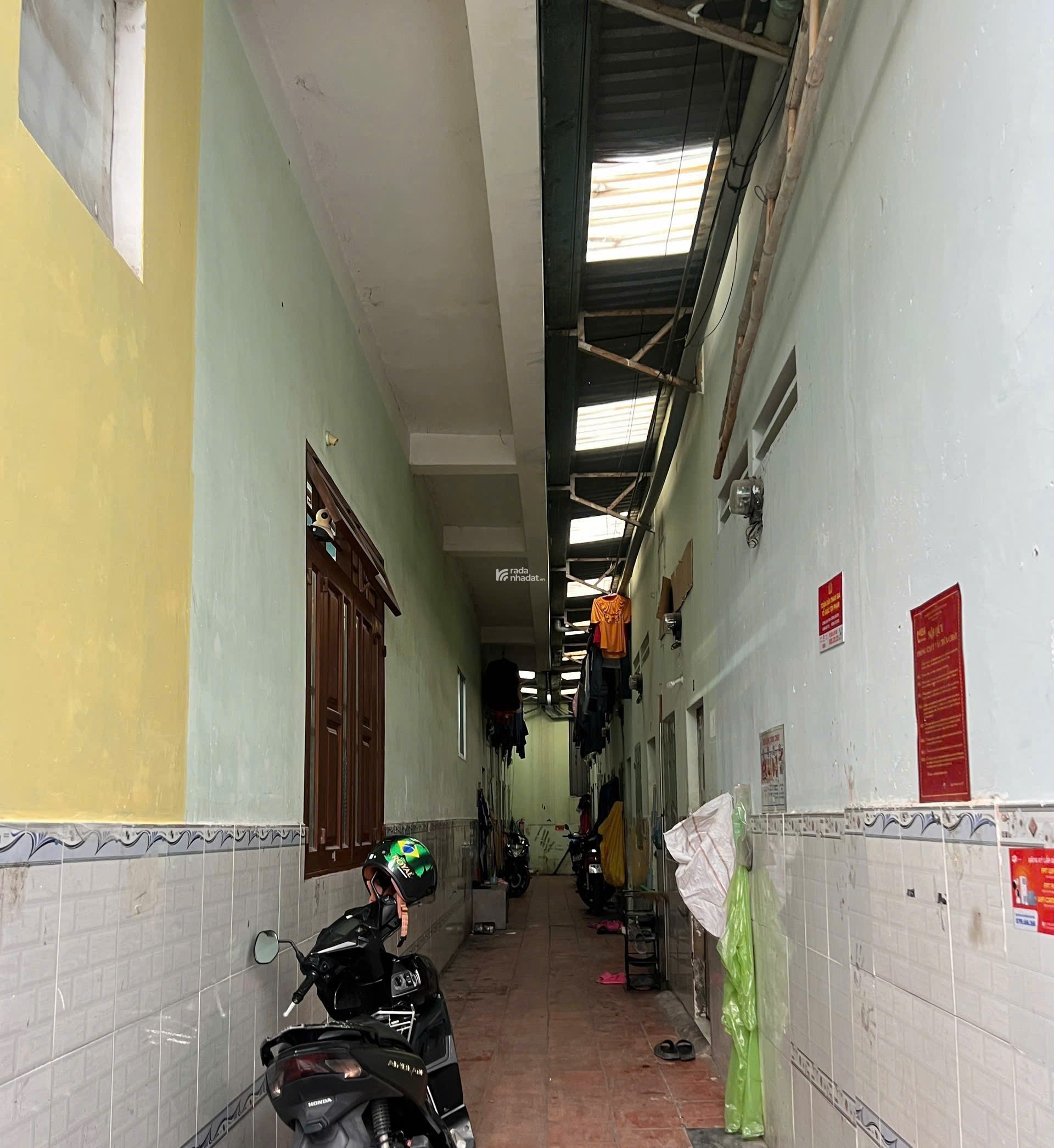 MẶT TIỀN NGUYỄN THỊ CHẠY 150M2 – NHÀ MỚI TINH – SÂN ĐỖ Ô TÔ – KÈM 5 PHÒNG TRỌ DÒNG TIỀN CHỈ 42TR/M2