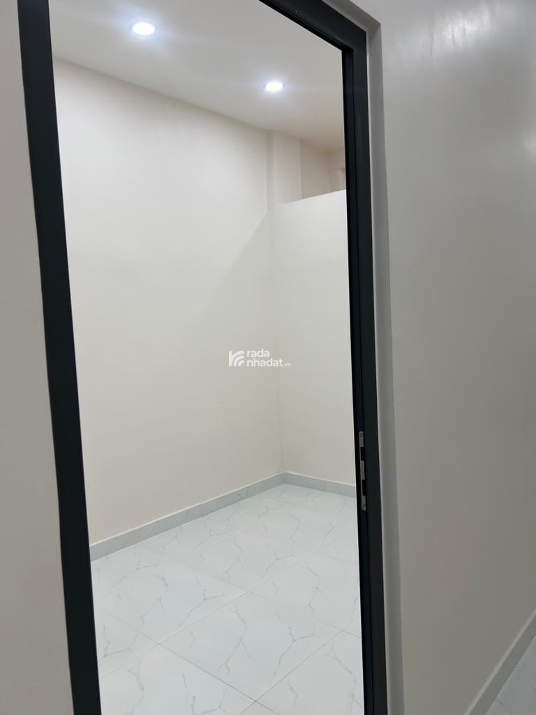 SÁT TÂN BÌNH, CC MẶT TIỀN KHUÔNG VIỆT, TÂN PHÚ, 45M2 HIẾM CÓ. GIẢM 550TR CHỈ 3.2T TL TỐT