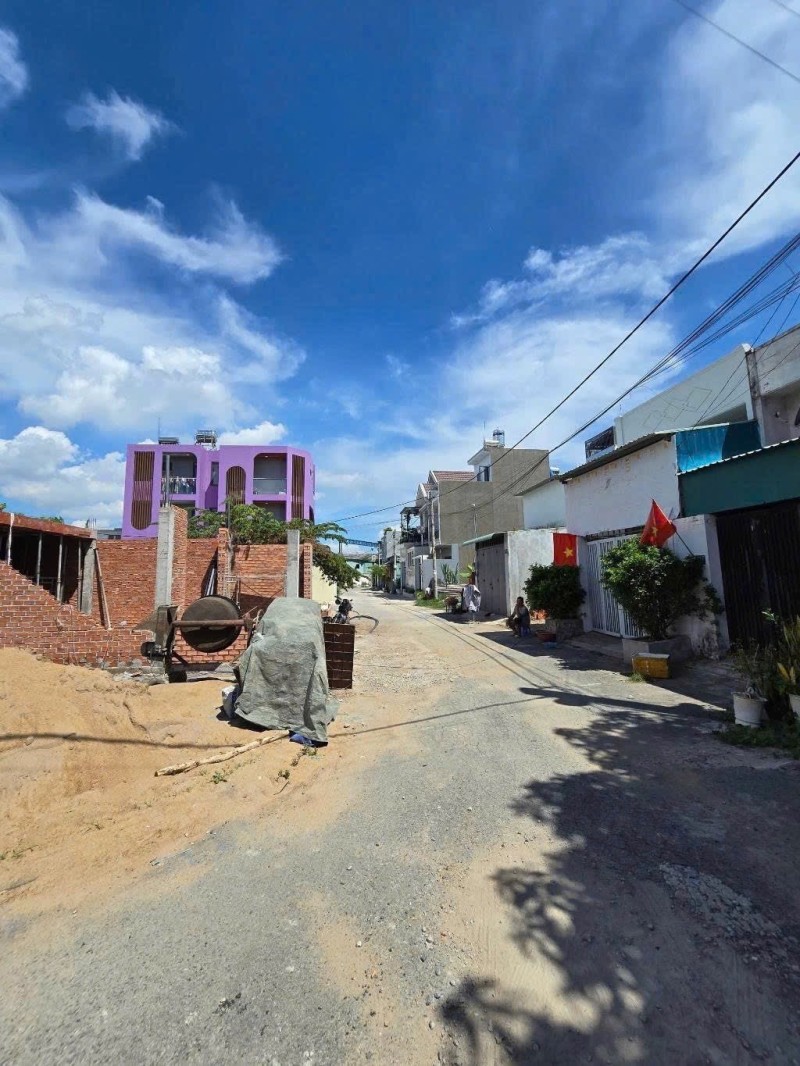 Bán Nhà Gần Khu Công Nghệ Cao - Phù Hợp Đầu Tư Cho Thuê. Giá Nhỉnh 5Tỷ