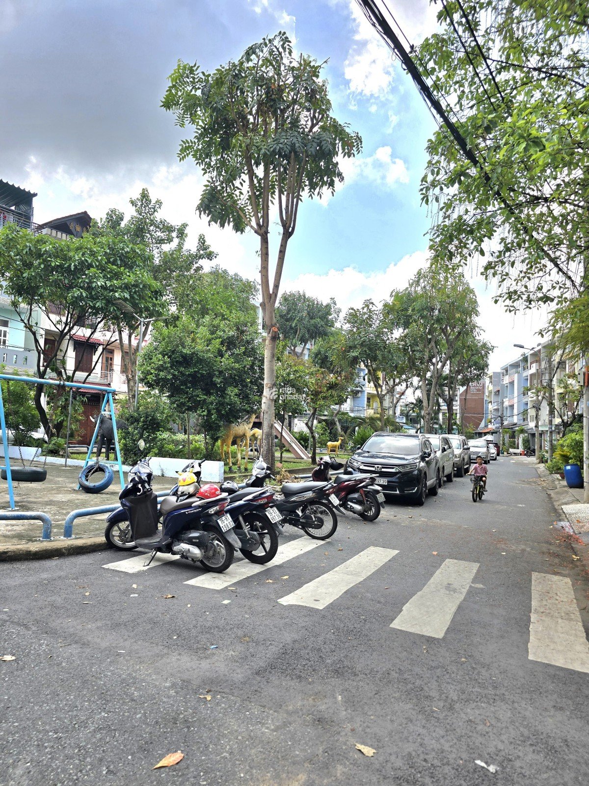 Dãy trọ, hẻm xe hơi, Đường 18, Linh Chiểu, Thủ Đức, 113m , 7,9t.