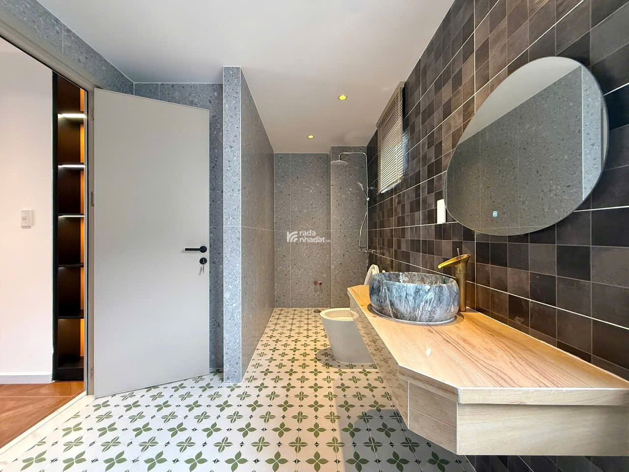 Hơn 7 tỷ mua được nhà phố đẹp ngang 5mx11m hẻm xe hơi vào tận nhà Phạm Văn Chiêu