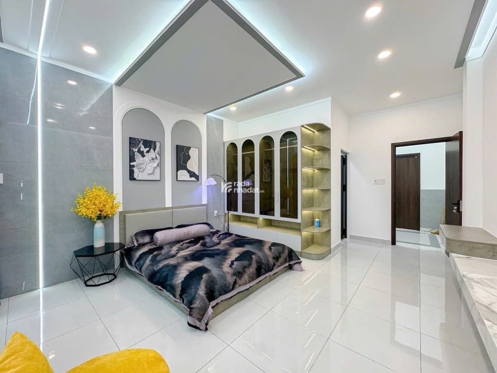 Siêu phẩm nhà phố - Phường Tân Hưng - Cách Mặt Tiền Chỉ 100m