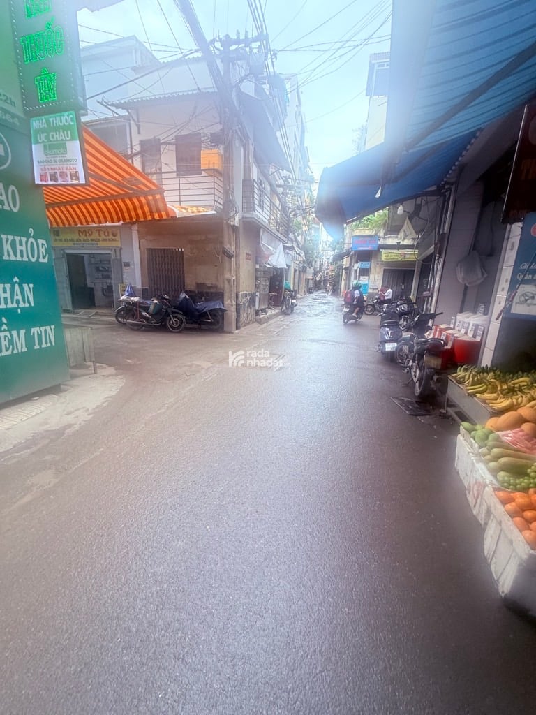 SÁT Q10, HXH BẮC HẢI, TÂN BÌNH, 30M2 CÓ KC Ở NGAY. GIẢM 350TR CHỈ CÒN 7T TL 