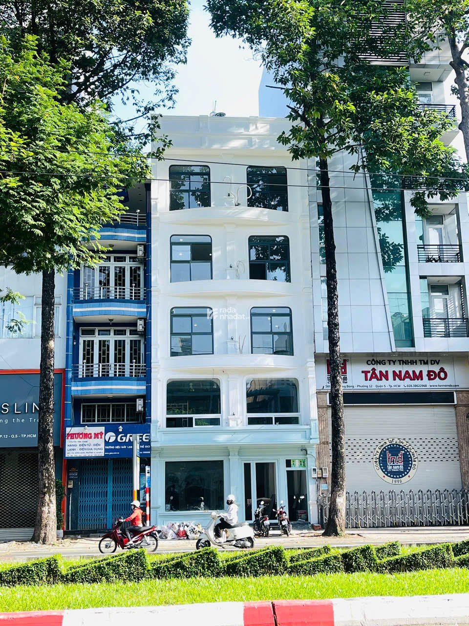 Mặt tiền kinh doanh đường 3/2 giáp quận 10 (DT 6,5x12m) 3 lầu HĐT 40tr/tháng