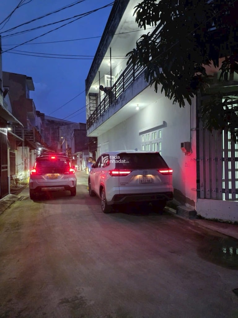 Nhà căn góc 82m2 hẻm ô tô 6m Lê Văn Lương, Nhà Bè, 2 tầng BTCT, giá 4,8 tỷ (còn TL )