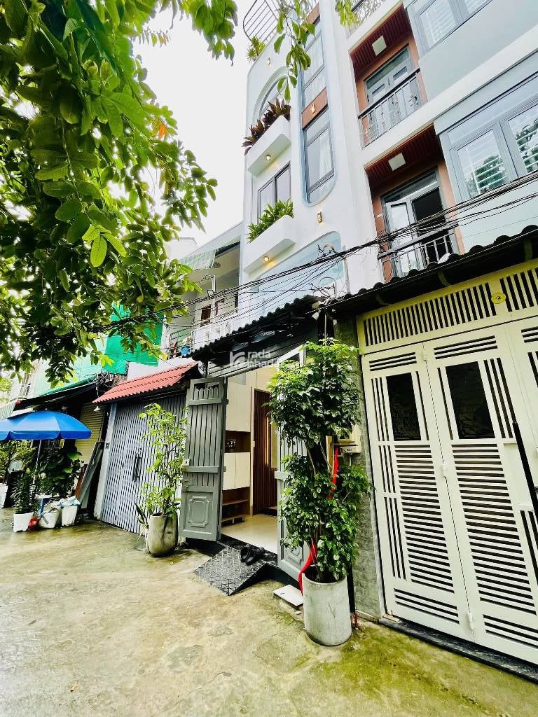 NHÀ PHỐ CAO CẤP ĐƯỜNG 12M CÓ CÔNG VIÊN QUANG TRUNG -P.14- GÒ VẤP- DT: 3.4*12M- 5 TỶ 950