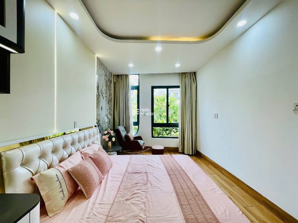 NHÀ PHỐ CAO CẤP ĐƯỜNG 12M CÓ CÔNG VIÊN QUANG TRUNG -P.14- GÒ VẤP- DT: 3.4*12M- 5 TỶ 950