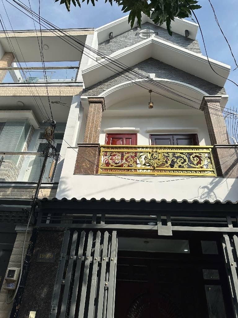 Bán nhà gần lê văn quới  mã lò bình hưng hoà