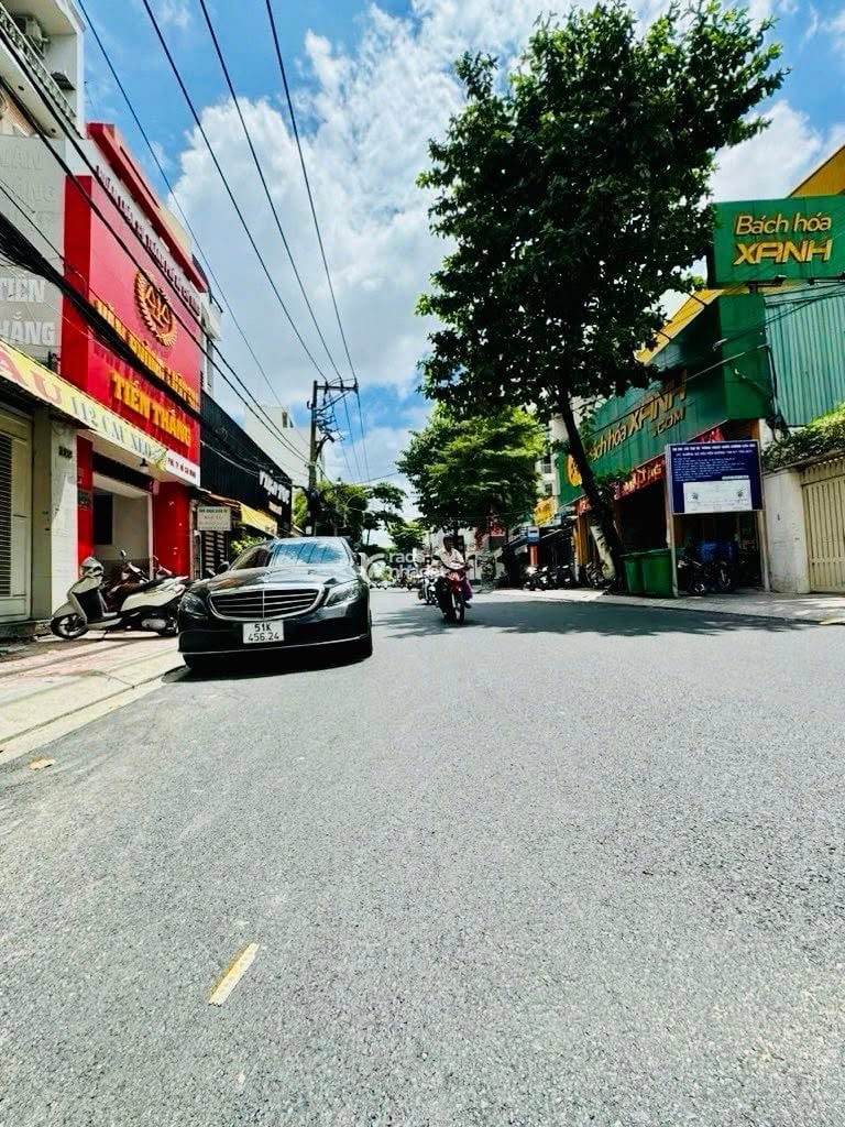 MẶT TIỀN KINH DOANH NGAY GÒ DẦU - DÒNG TIỀN 20TR - 66M - 4 TẦNG - 5PN NHỈNH 12