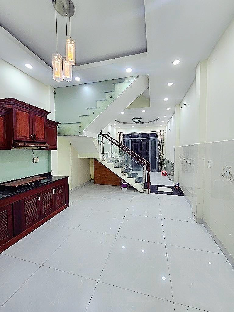 Bán nhà gần lê trọng tấn nguyễn thị tú bình hưng hoà B