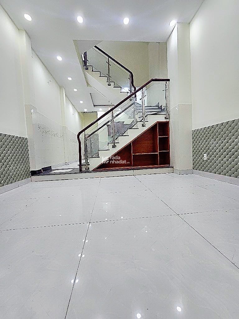 Bán nhà gần lê trọng tấn nguyễn thị tú bình hưng hoà B