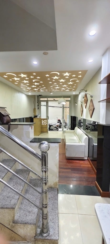 5 TẦNG - HẺM 5M - DÒNG TIỀN 300TR/ NĂM - CAO THẮNG -P3 -Q. 3-DT: 32m2- 9 tỷ 5