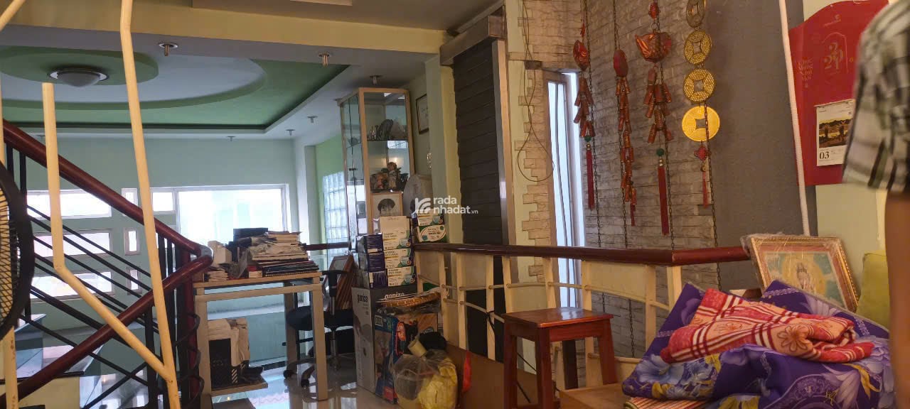 Bán nhà mặt tiền đường Cư Xá Đô Thành Q3 dt( 5.65 x 9m) giá 9.5 tỷ 